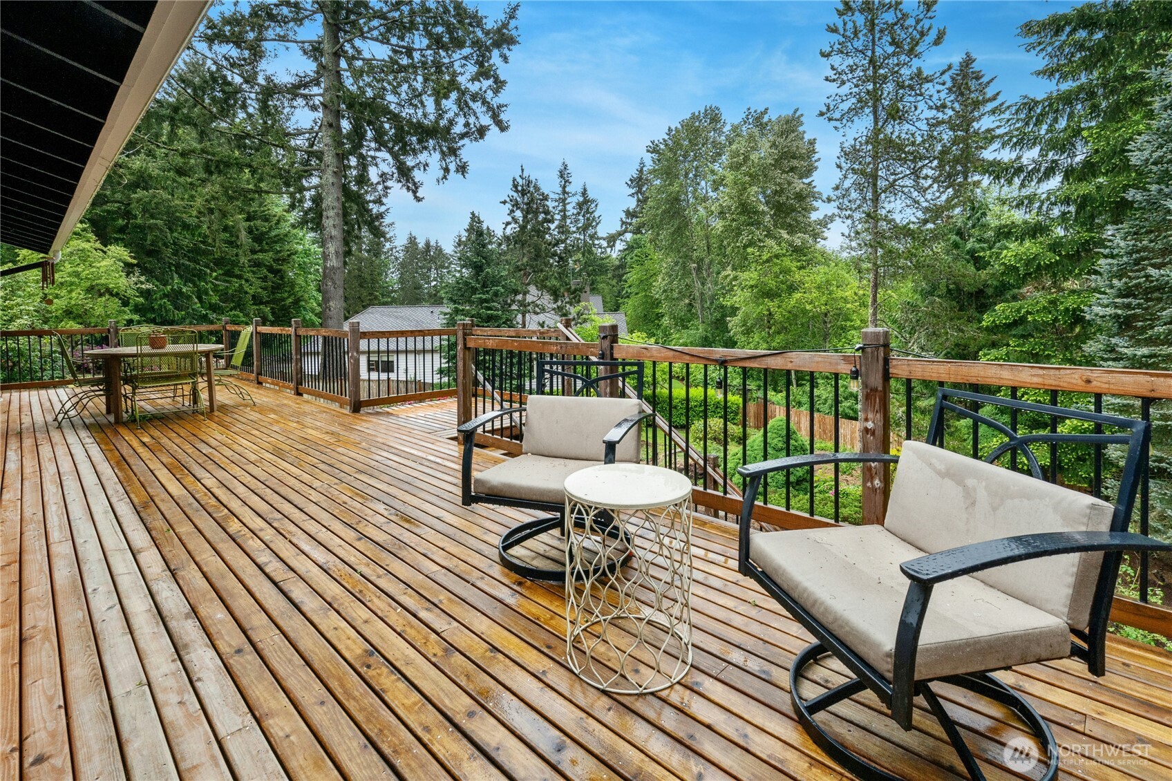 17518 NE 22nd Court Redmond WA 98052