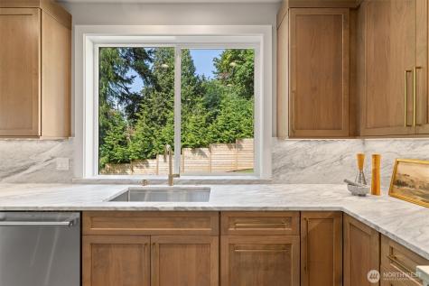 18520 83rd Avenue NE Kenmore WA 98028