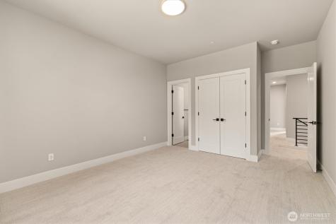 18520 83rd Avenue NE Kenmore WA 98028