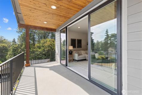 18520 83rd Avenue NE Kenmore WA 98028