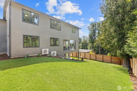 18520 83rd Avenue NE Kenmore WA 98028