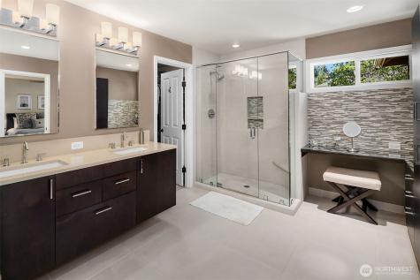 3517 211th Place SE Sammamish WA 98075