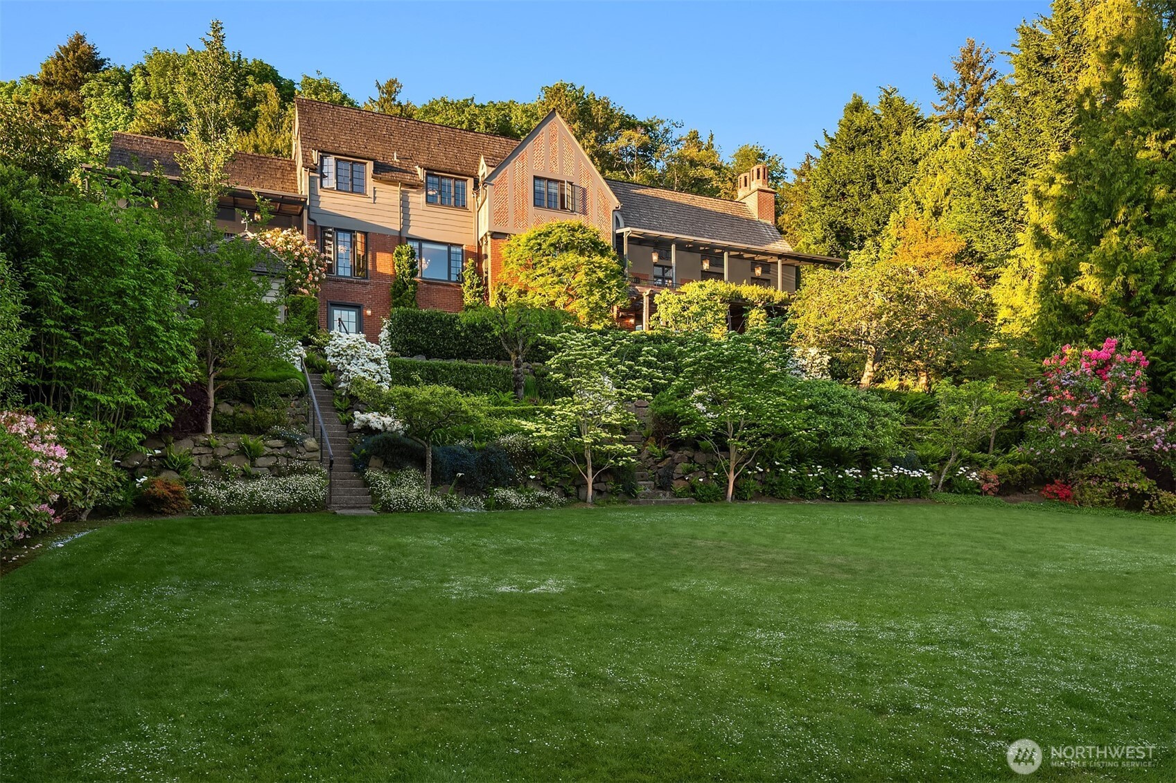 4701 W Ruffner Street Seattle WA 98199