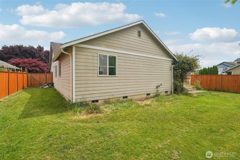 10702 59th Avenue NE Marysville WA 98270