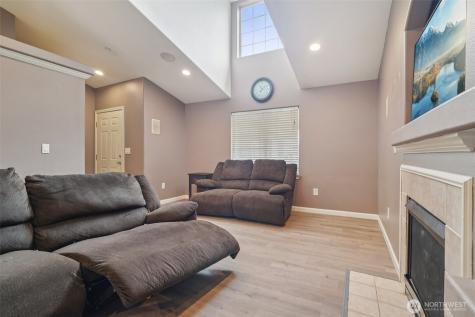 10702 59th Avenue NE Marysville WA 98270