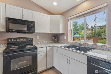 10702 59th Avenue NE Marysville WA 98270