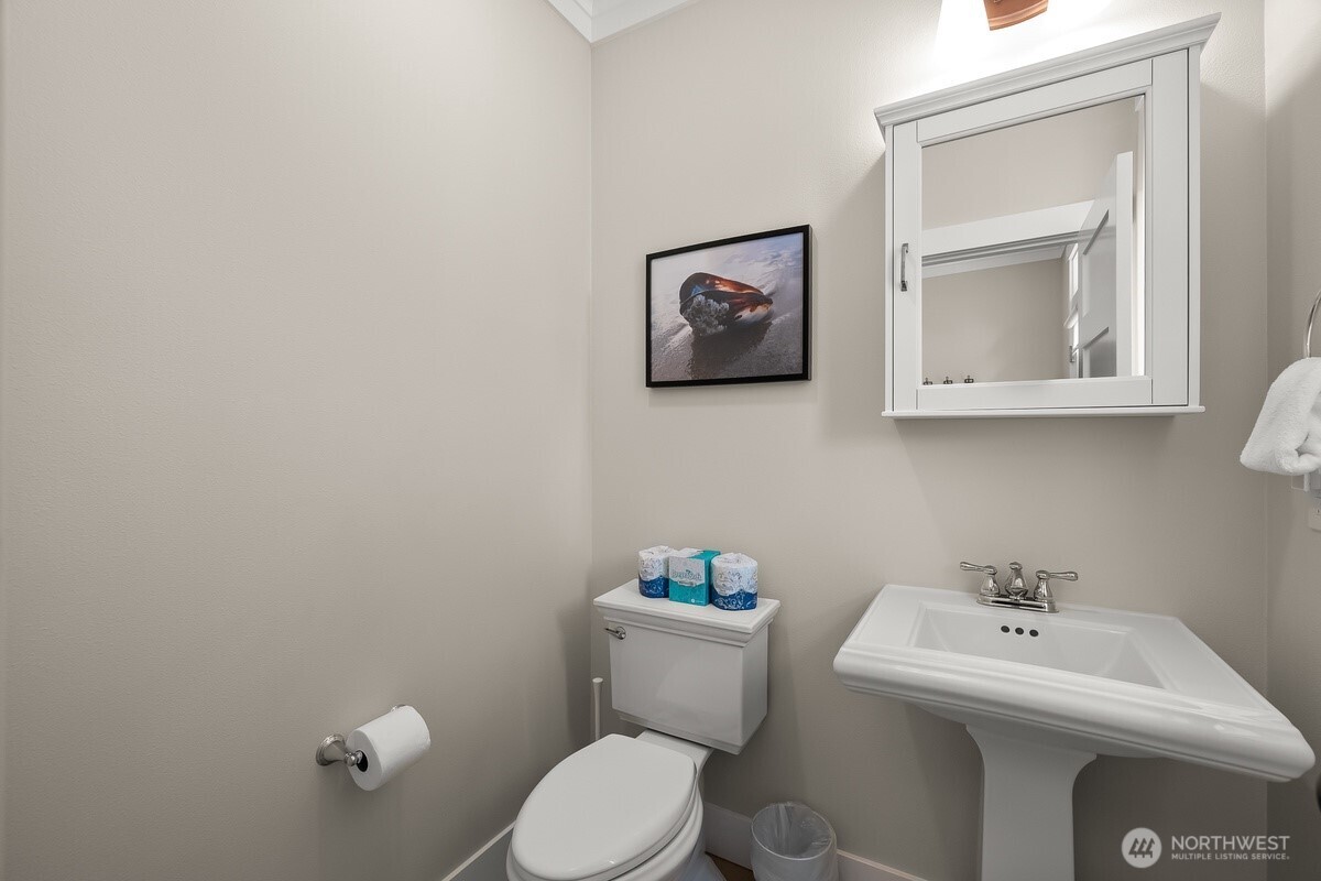 40 Cedar Run Loop Pacific Beach WA 98571