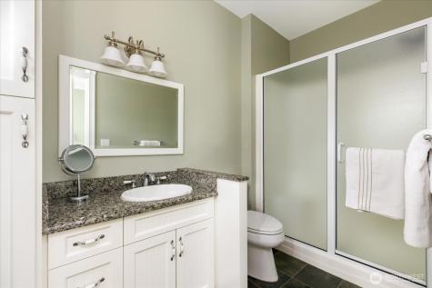 817 Shorecrest Drive Oak Harbor WA 98277
