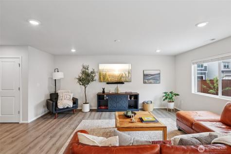 1423 Cascade Street Sultan WA 98294