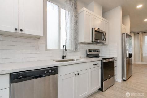 6642 S Alder Street Tacoma WA 98409