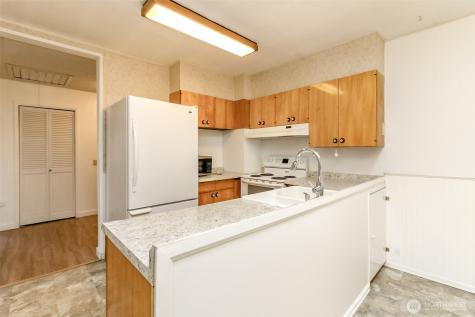 14523 Pioneer Way E Puyallup WA 98372