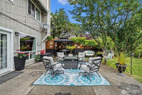 1105 N Newton Street Tacoma WA 98406