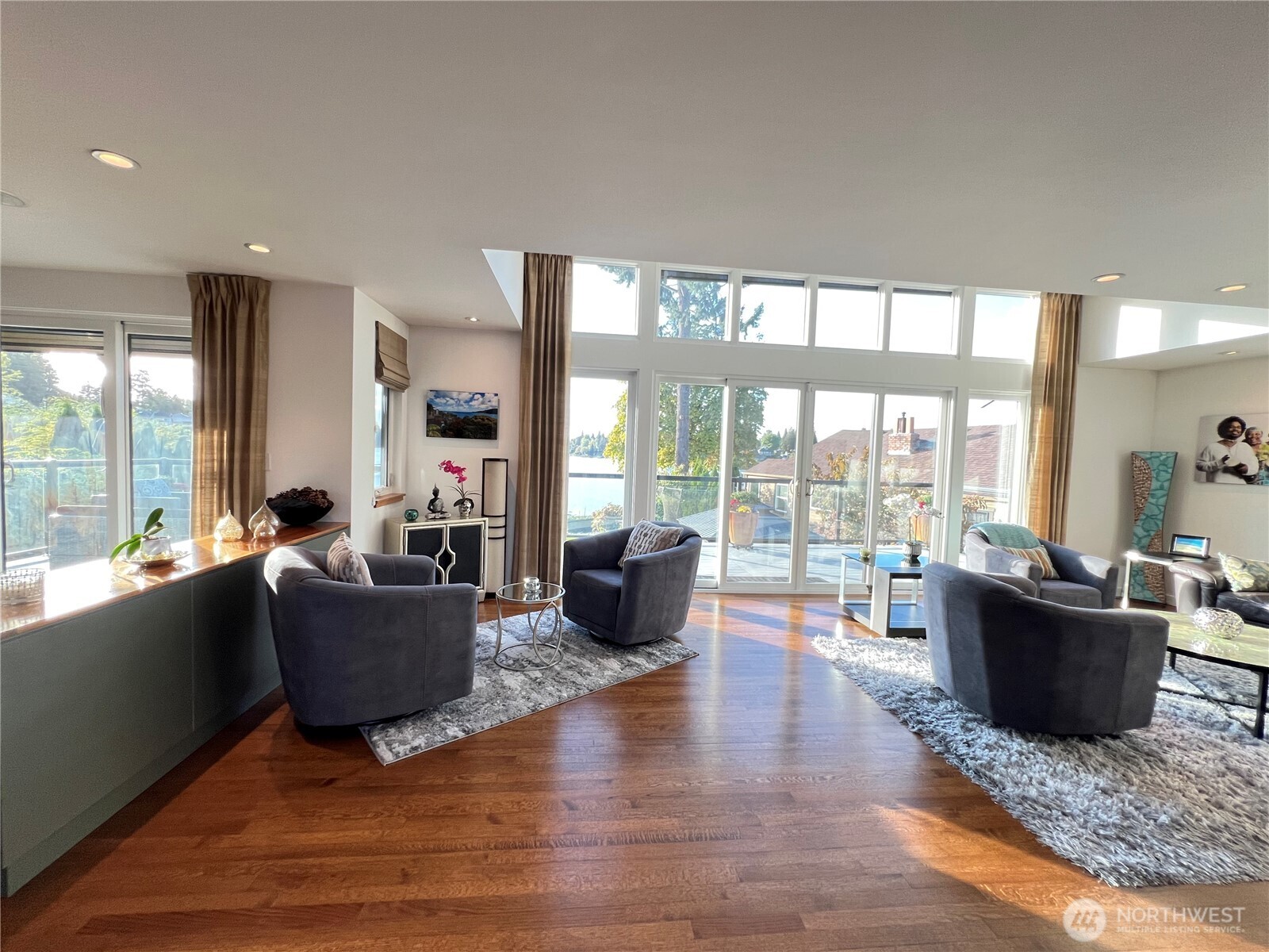 19605 Military Road S Seatac WA 98188