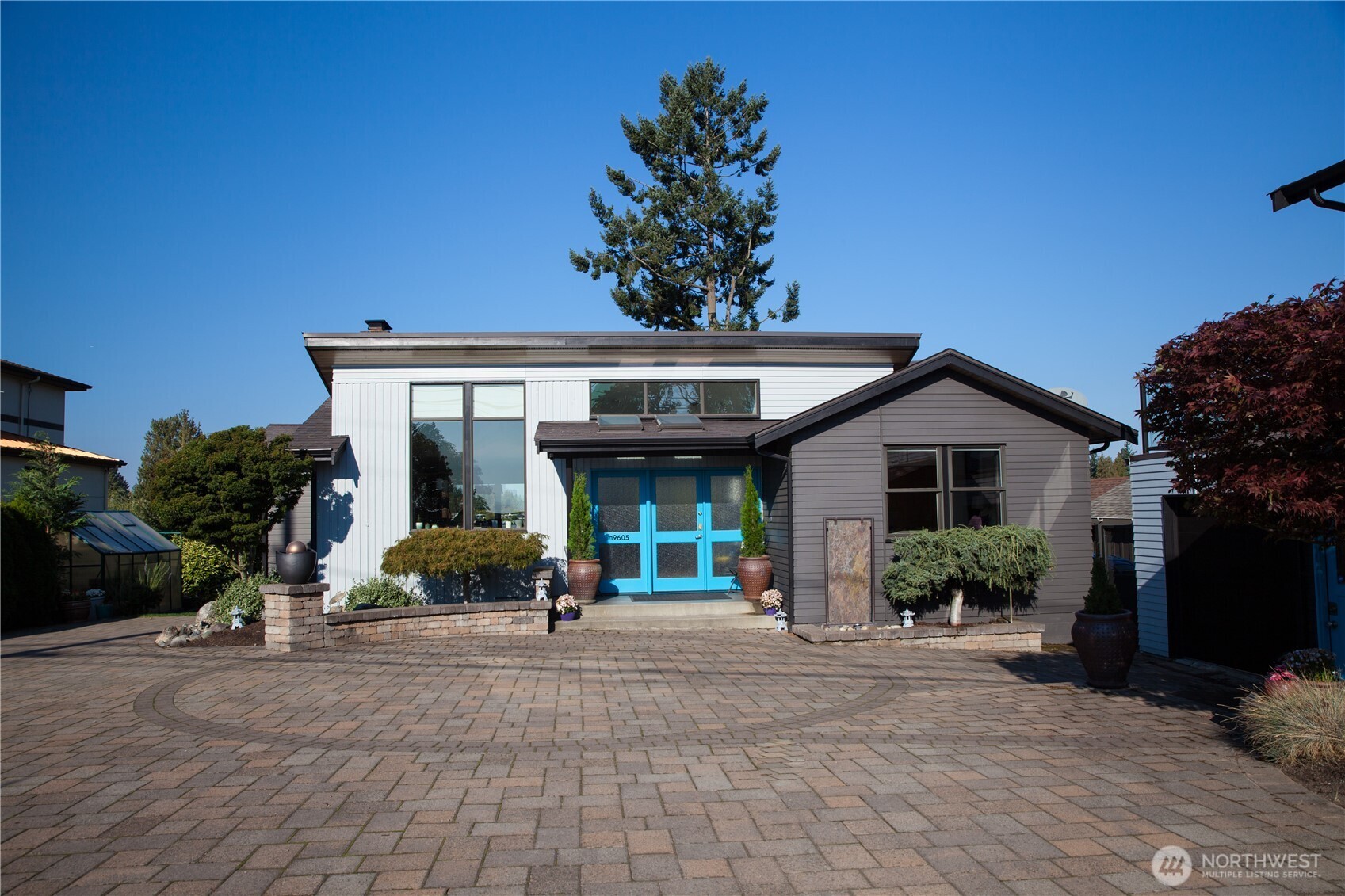 19605 Military Road S Seatac WA 98188