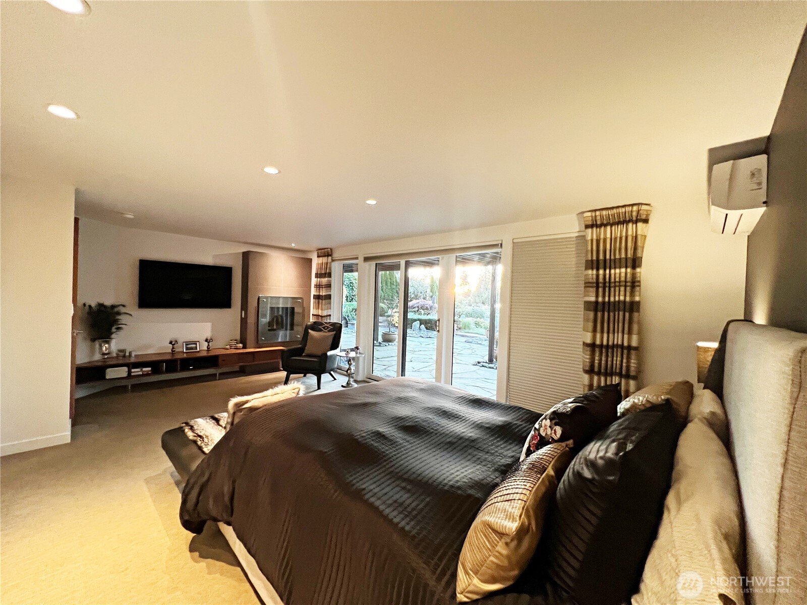 19605 Military Road S Seatac WA 98188