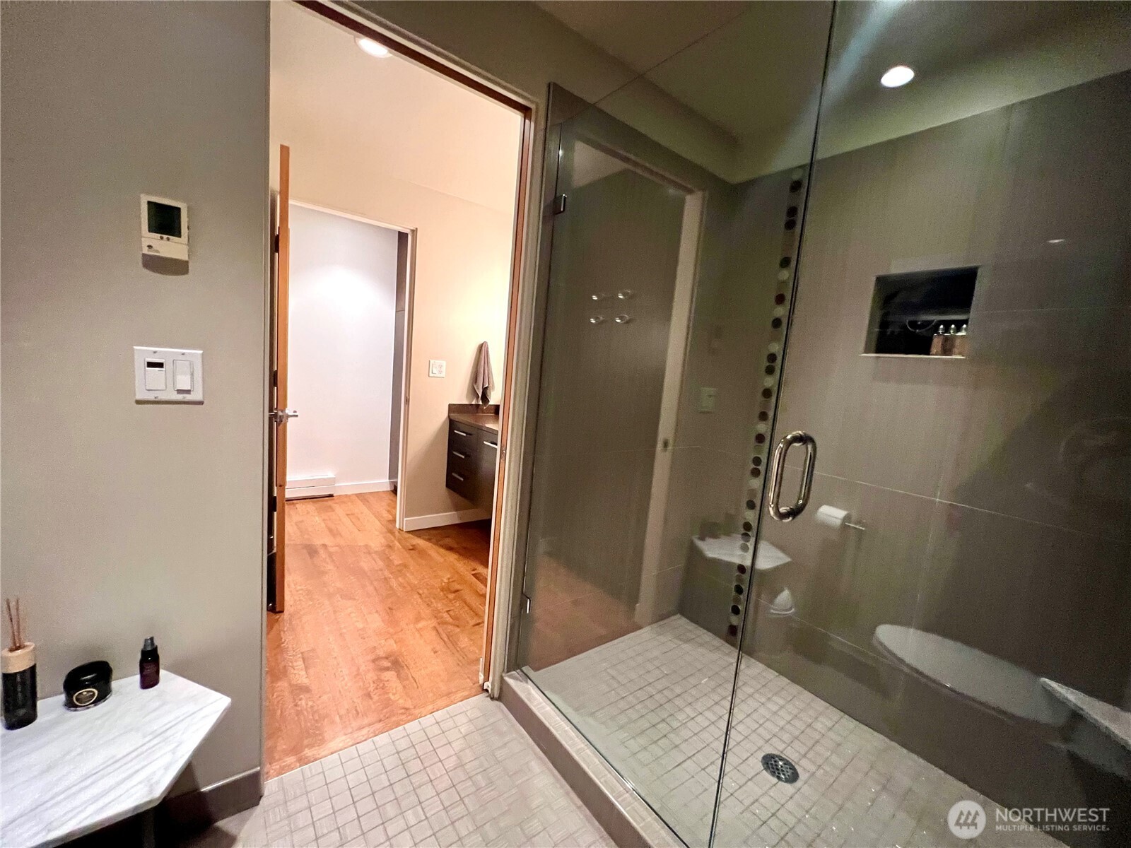 19605 Military Road S Seatac WA 98188