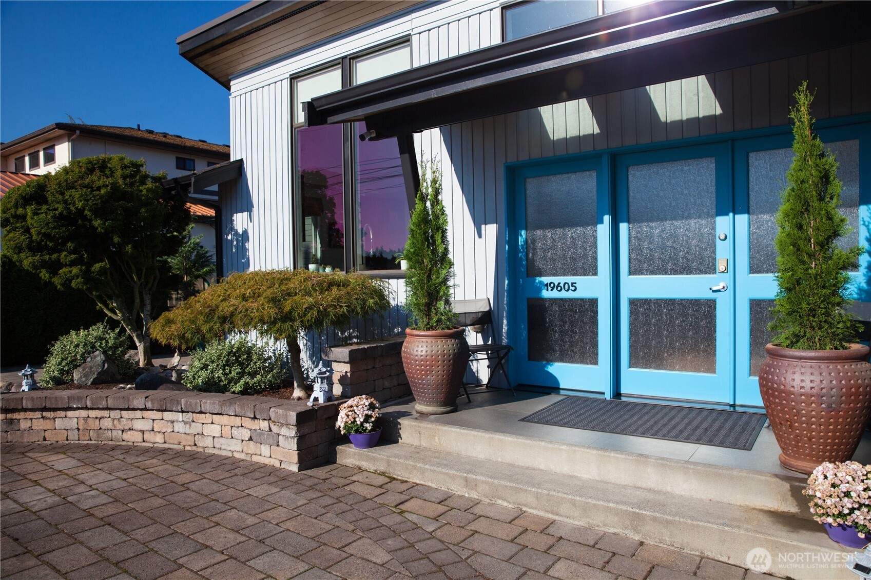 19605 Military Road S Seatac WA 98188