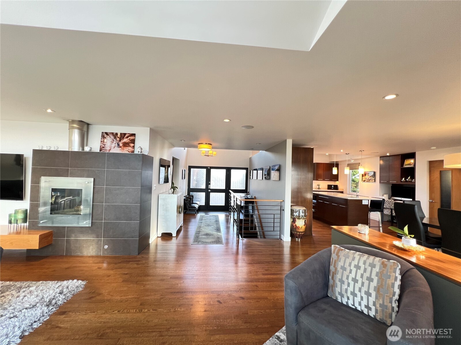 19605 Military Road S Seatac WA 98188