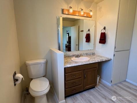 23 W Hale Avenue Omak WA 98841
