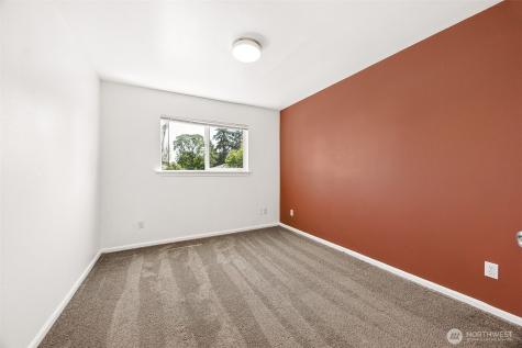 1702 S 94th Street Tacoma WA 98444