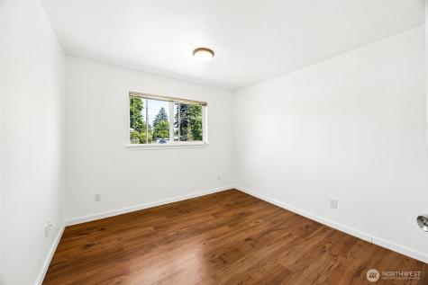 1702 S 94th Street Tacoma WA 98444