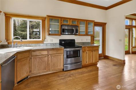220 Russet Avenue Lynden WA 98264