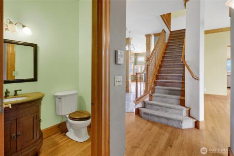 220 Russet Avenue Lynden WA 98264