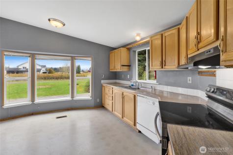 220 Russet Avenue Lynden WA 98264