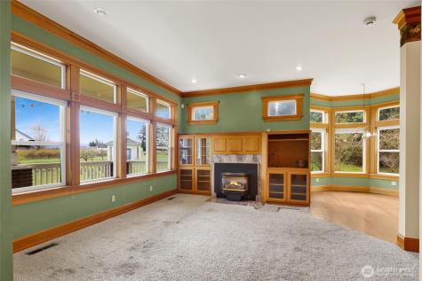 220 Russet Avenue Lynden WA 98264