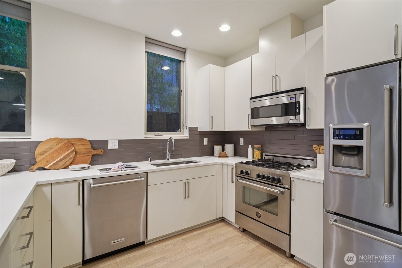 3817 California Avenue SW Seattle WA 98116