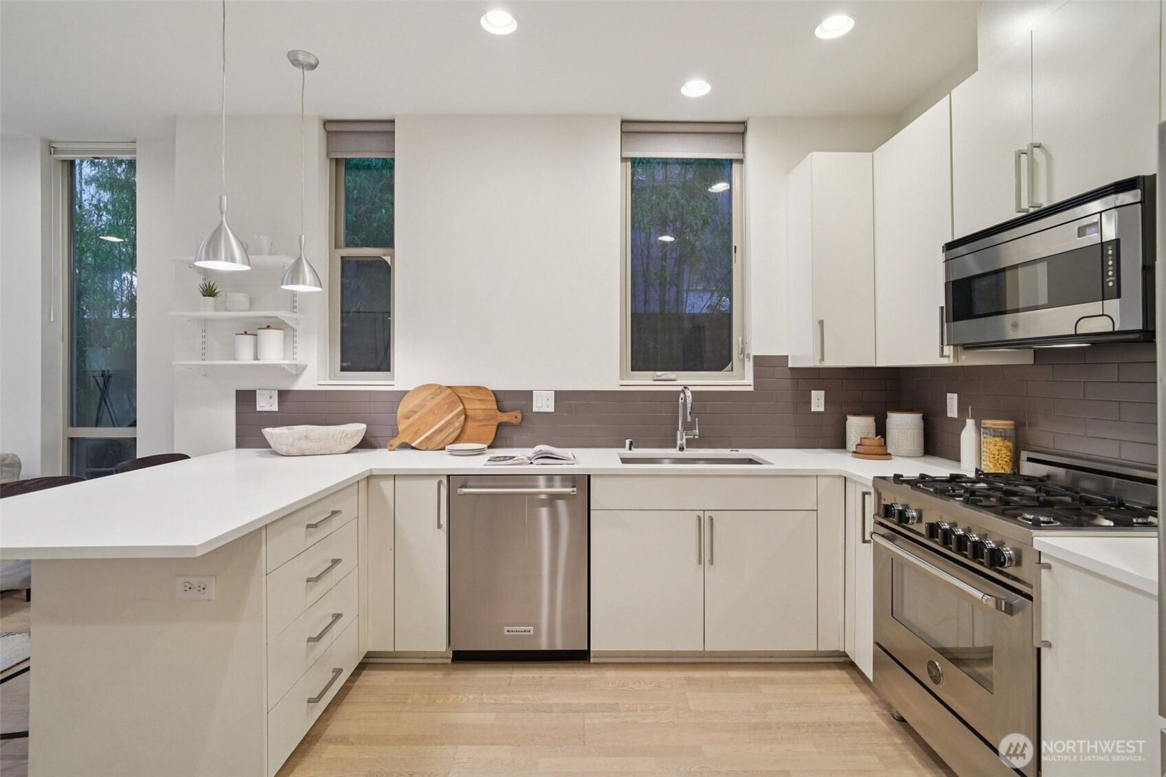3817 California Avenue SW Seattle WA 98116