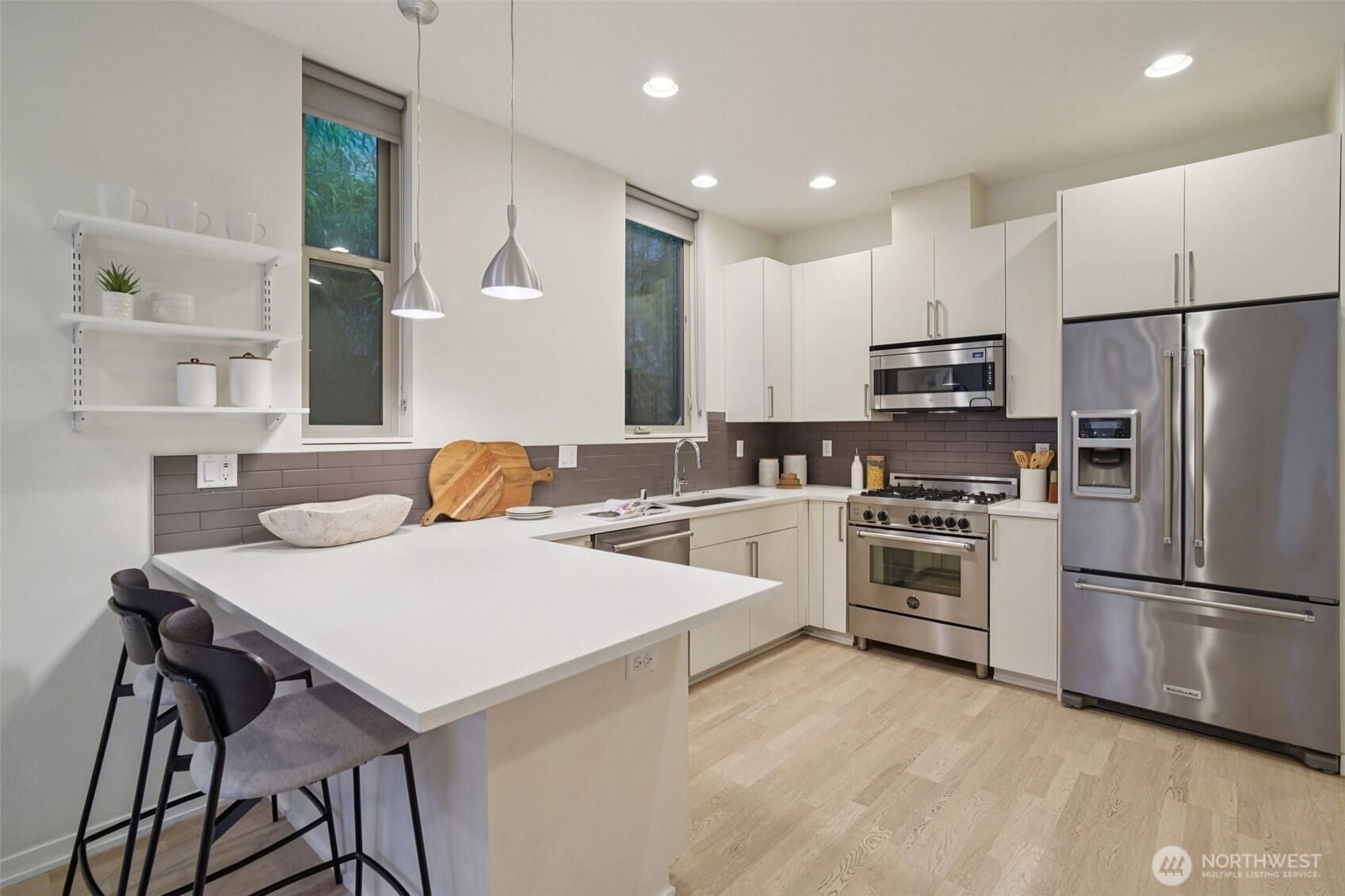 3817 California Avenue SW Seattle WA 98116
