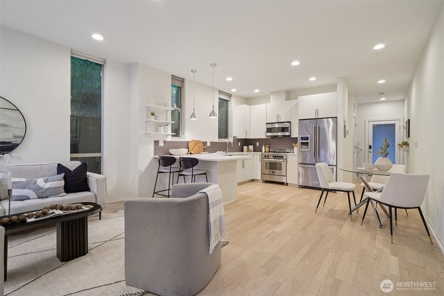 3817 California Avenue SW Seattle WA 98116