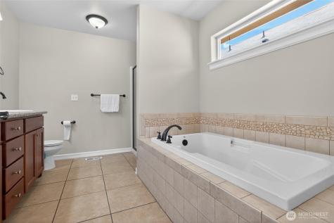 27120 105th Place SE Kent WA 98030
