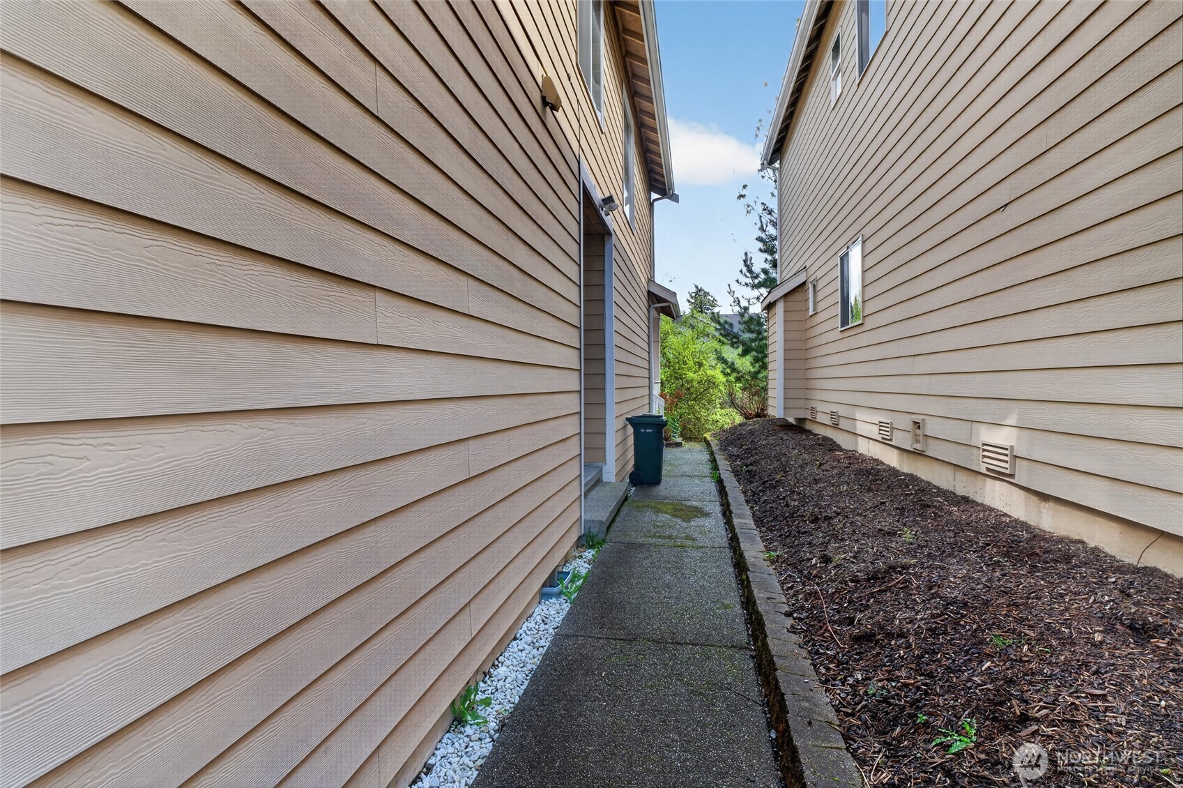 27120 105th Place SE Kent WA 98030