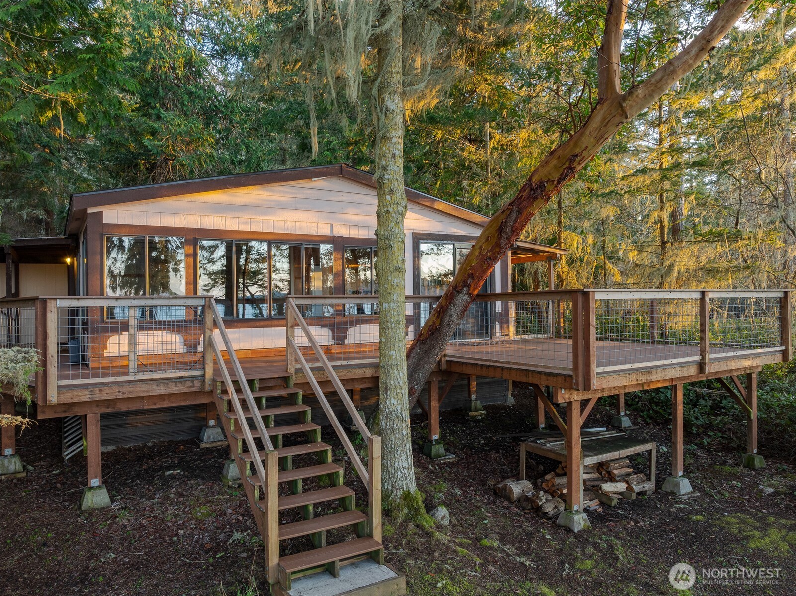 385 Doe Run Lopez Island WA 98261