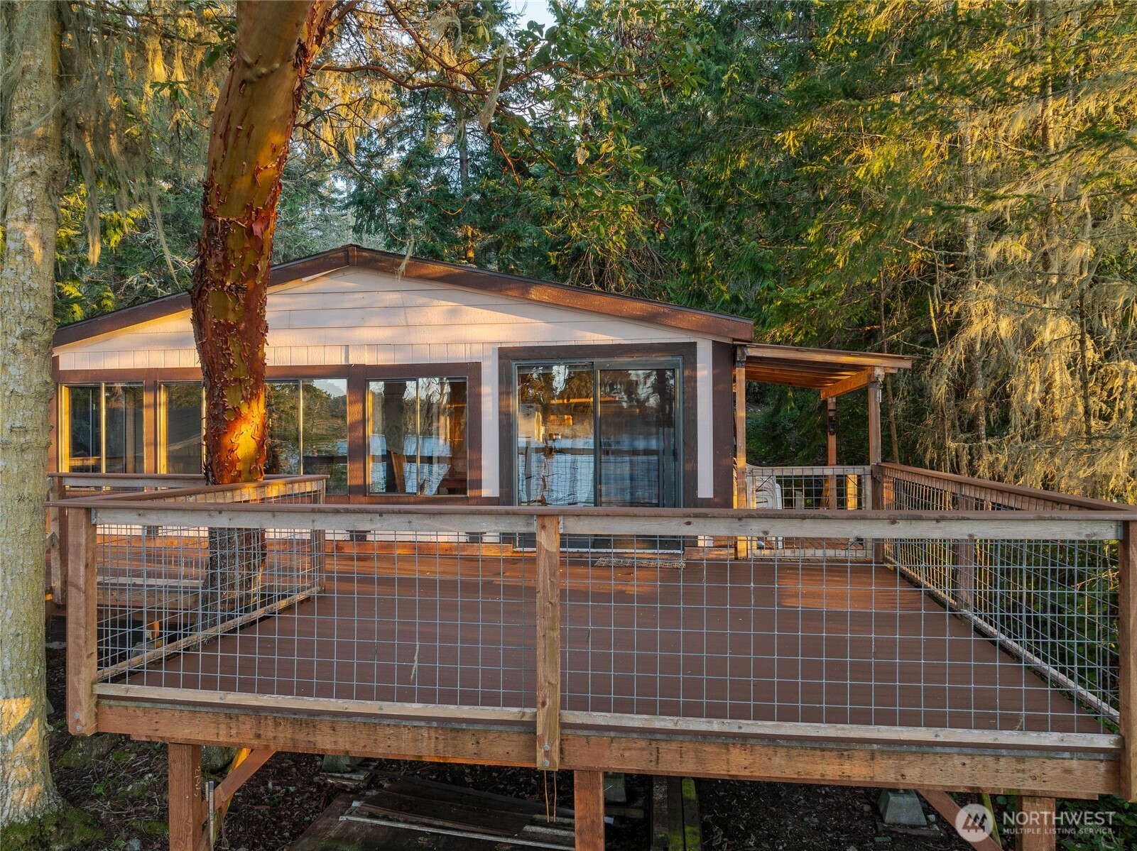 385 Doe Run Lopez Island WA 98261