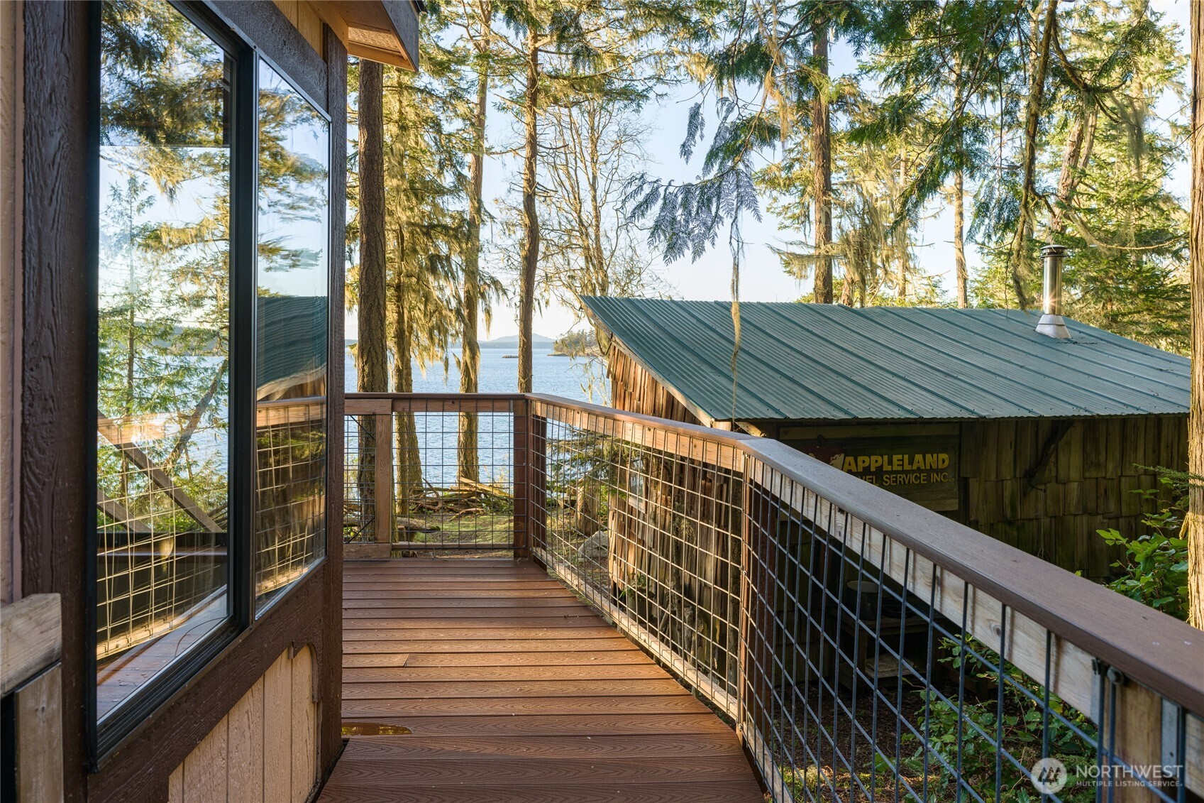 385 Doe Run Lopez Island WA 98261