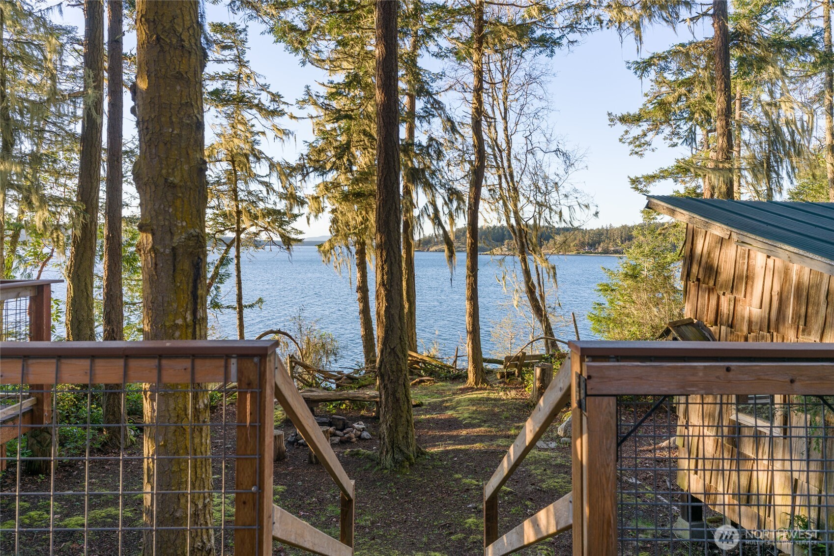 385 Doe Run Lopez Island WA 98261