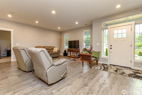161 Coal Avenue Carbonado WA 98323