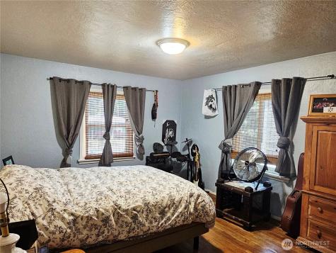 591 Division Avenue Morton WA 98356