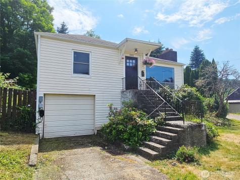 591 Division Avenue Morton WA 98356