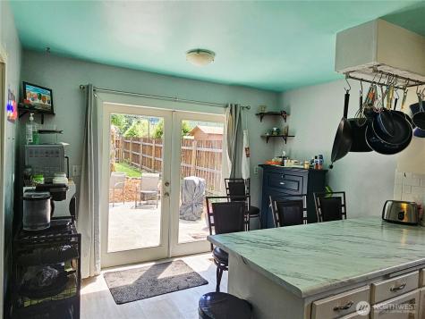 591 Division Avenue Morton WA 98356