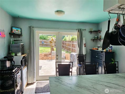 591 Division Avenue Morton WA 98356