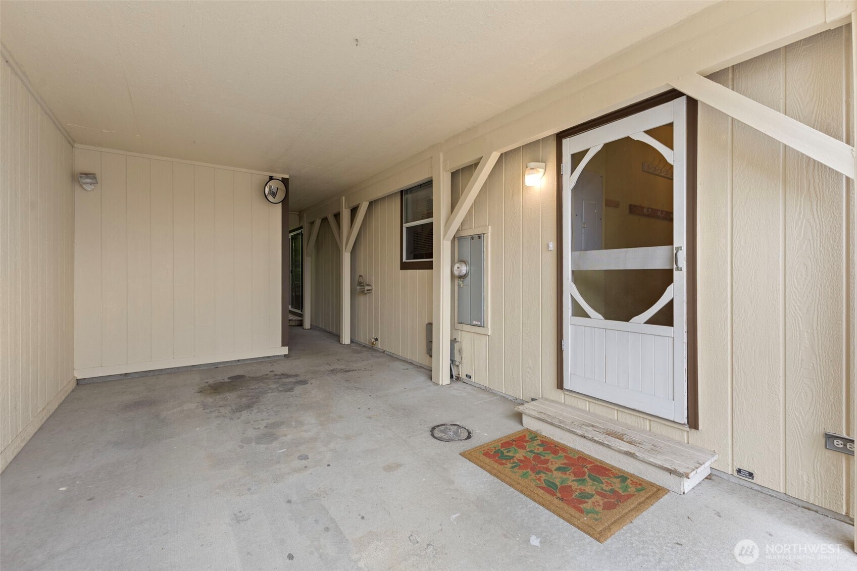 1829 137th Street E Tacoma WA 98445