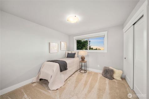 28601 13th Avenue S Federal Way WA 98003