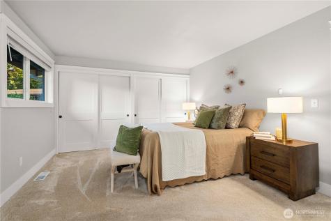 28601 13th Avenue S Federal Way WA 98003