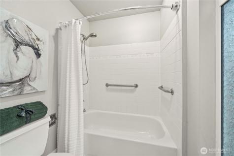 28601 13th Avenue S Federal Way WA 98003