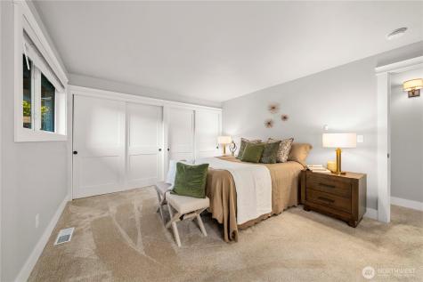 28601 13th Avenue S Federal Way WA 98003