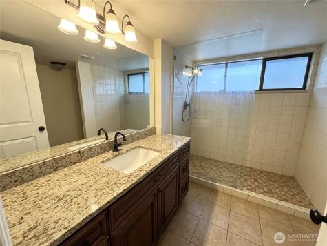 1836 NE 16th Street Renton WA 98056